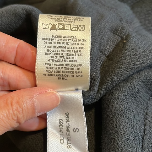 Agave Denim Wave Train Flat Back Seersucker 1/4 Zip Mock Pullover Black NWT-S - Picture 12 of 13